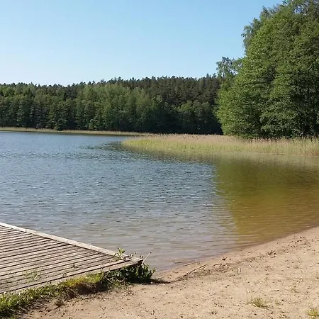 Dom Nad Jeziorem Сasa de vacaciones *
